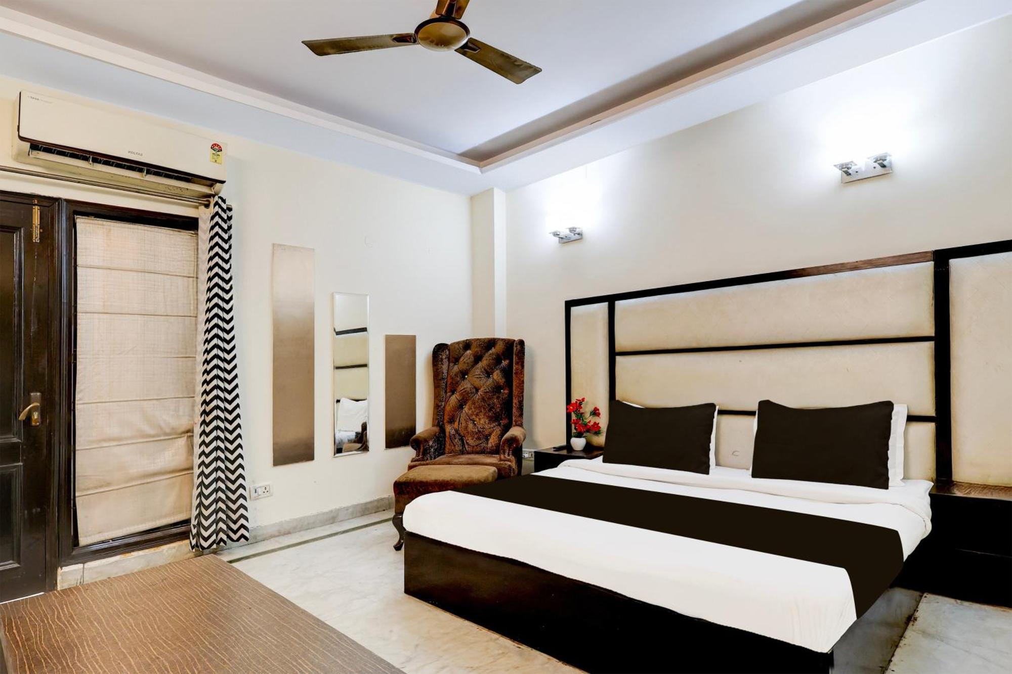 Hotel O Delhi Height